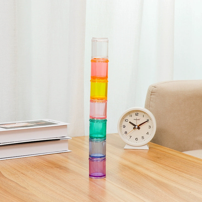 Portable 7-day combination pill box, detachable small pill box