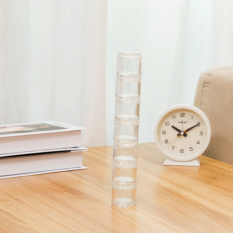 Portable 7-day combination pill box, detachable small pill box