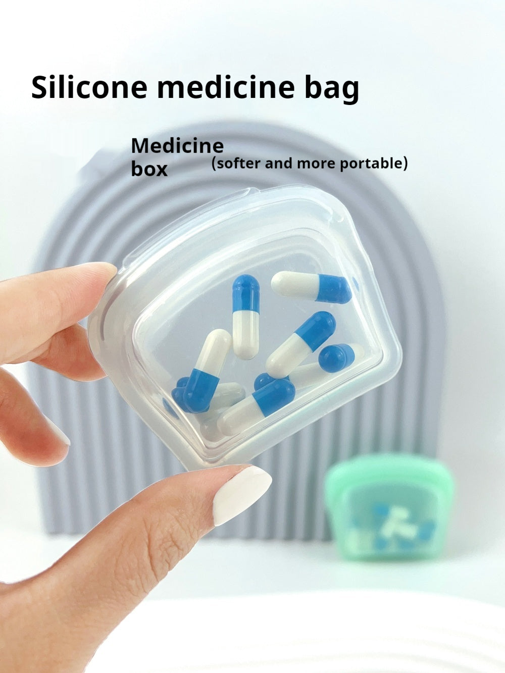 Reusable pill bag, silicone pill bag, soft and light