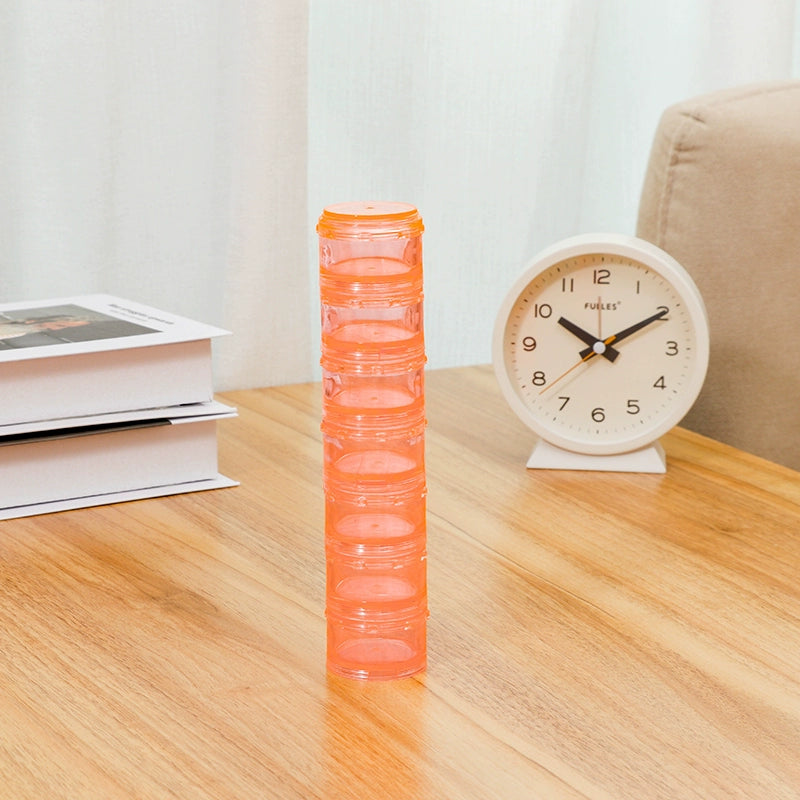 Portable 7-day combination pill box, detachable small pill box